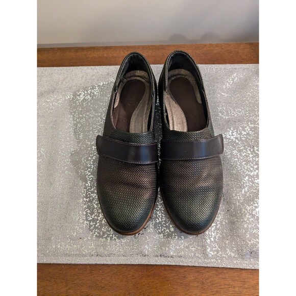 Naot Wind Shoes Womens 37 (6-6.5) Rattlesnake Loafers Brown Iridescent Leather - Picture 2 of 11